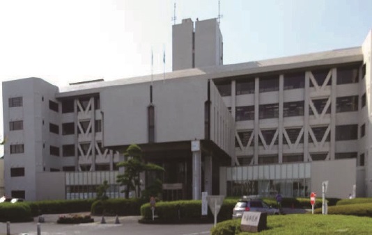 市役所庁舎の外観